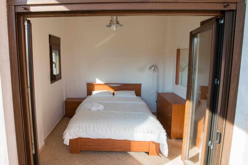 Bouganvillia Homes Nikiti  Habitación foto