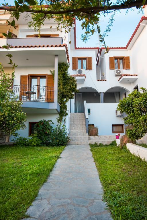 Bouganvillia Homes Nikiti  Exterior foto
